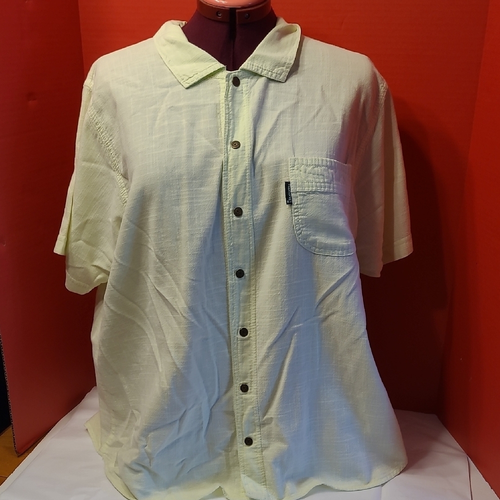 VINTAGE 90'S EZZE WEAR  Short Sleeve Shirt 100% COTTON MADE IN CANADA
